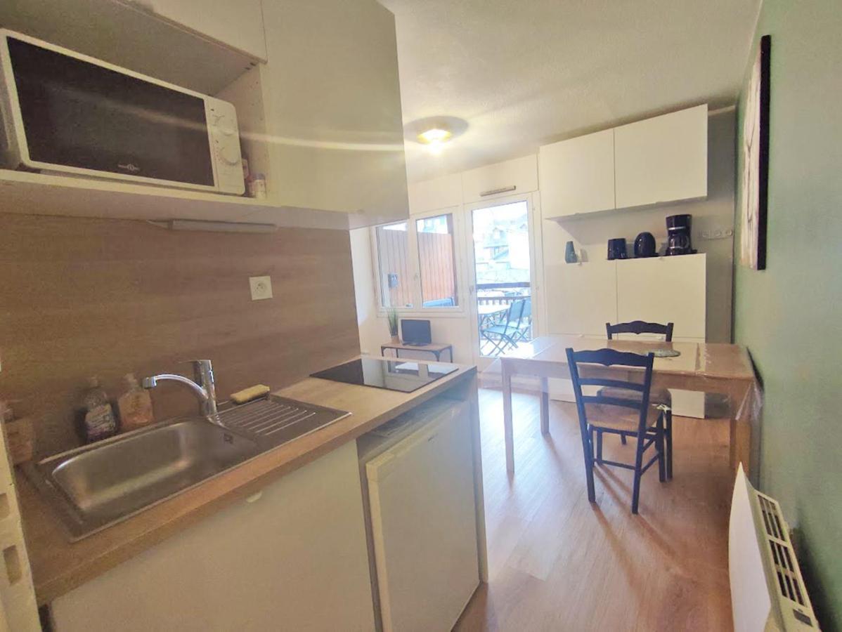 Le Cerf Charmant, T2, Luchon, Wifi, Balcon, Ascenseur, 4 Personnes Bagneres-de-Luchon Екстер'єр фото